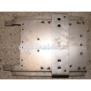 Кронштейн на столик пластиковый (м/у сиденьями)